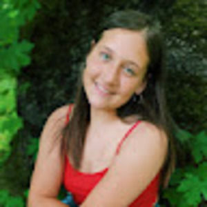 Meet your Posher, Madelyn clement